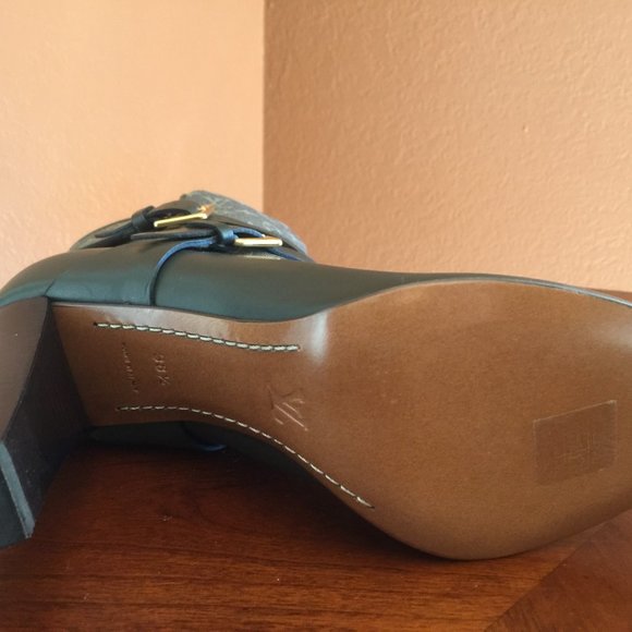 Louis Vuitton Monogram Boots - Size 38 1/2 - Picture 5 of 5